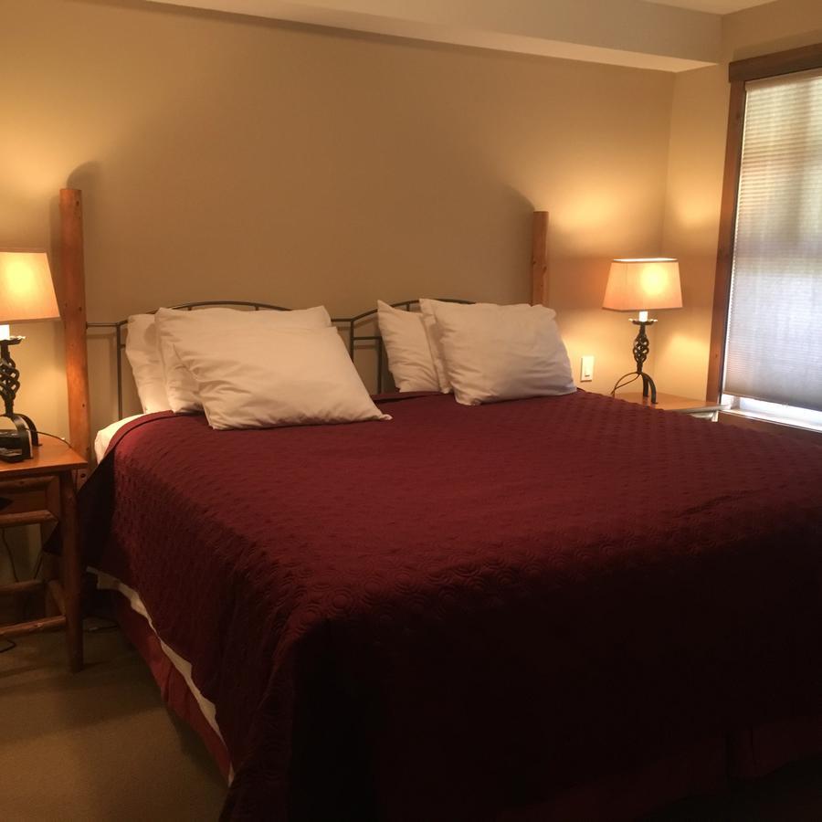 Taynton Lodge At Panorama Mountain Village Resort Extérieur photo