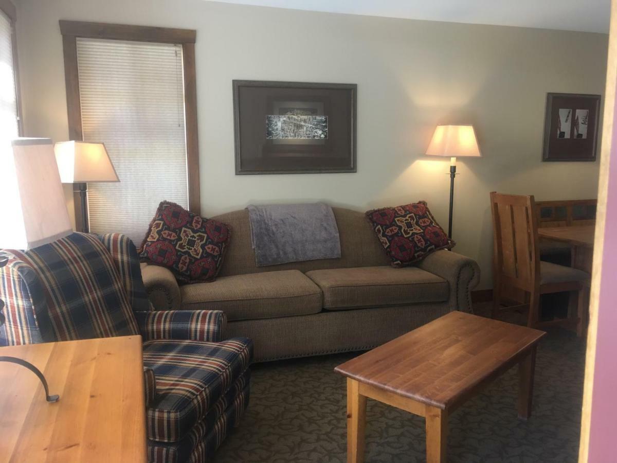 Taynton Lodge At Panorama Mountain Village Resort Extérieur photo